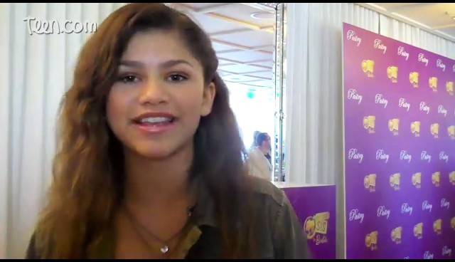 bscap0111 - 0  Bella Thorne and Zendaya Interview at the Simmons Pastry Launch 0