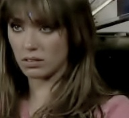 puciatutu } Anne2 . 26 - Mia Colucci 02