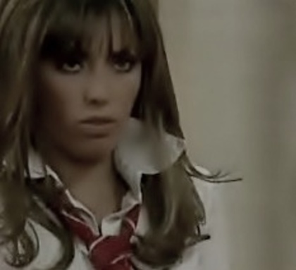 puciatutu } Anne2 . 72 - Mia Colucci 02