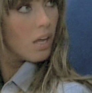 puciatutu } Anne2 . 116 - Mia Colucci 02