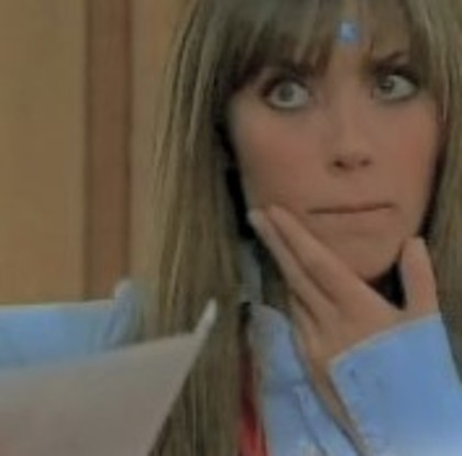 puciatutu } Anne2 . 119 - Mia Colucci 02