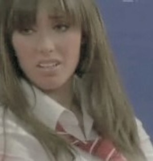 puciatutu } Anne2 . 122 - Mia Colucci 02