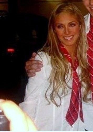 anahi (40)