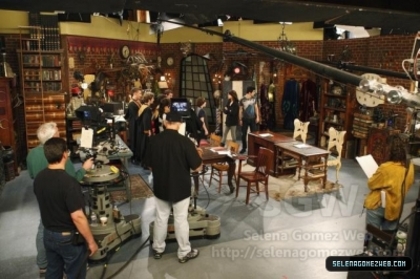 normal_selena-gomez-008