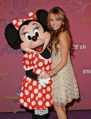 normal_04771-mileycyrus-sweet16celebrationdisneyland11-12 - Sweet 16 Birthday Party at Disneyland on 05 10 2008 - Arrivals