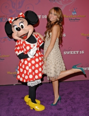 normal_05026-mileycyrus-sweet16celebrationdisneyland12-12 - Sweet 16 Birthday Party at Disneyland on 05 10 2008 - Arrivals