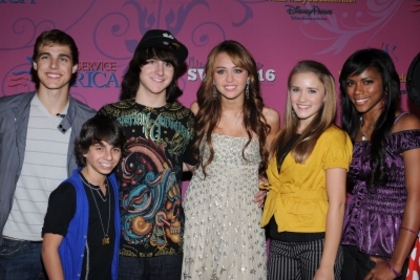 normal_Miley_Emily_12 - Sweet 16 Birthday Party at Disneyland on 05 10 2008 - Arrivals