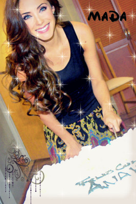 0094600593 - Anahi en Dos Hogares glitery