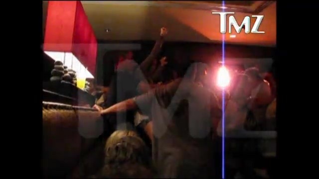 Miley CyrusLap Dance 289