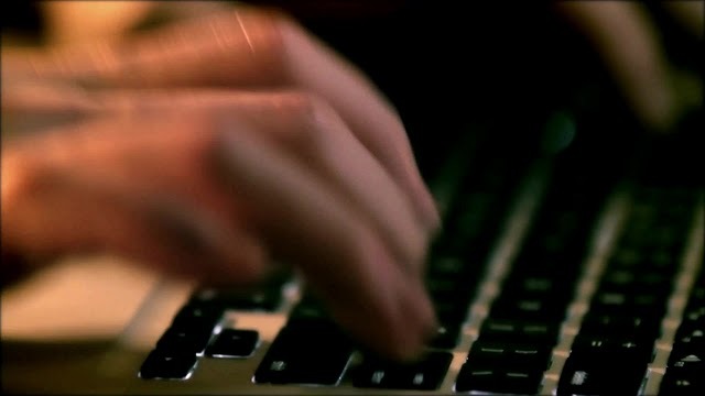 Christian Chavez & Anahi LIBERTAD (OFFICIAL MUSIC VIDEO) HD_(1080p) 0885