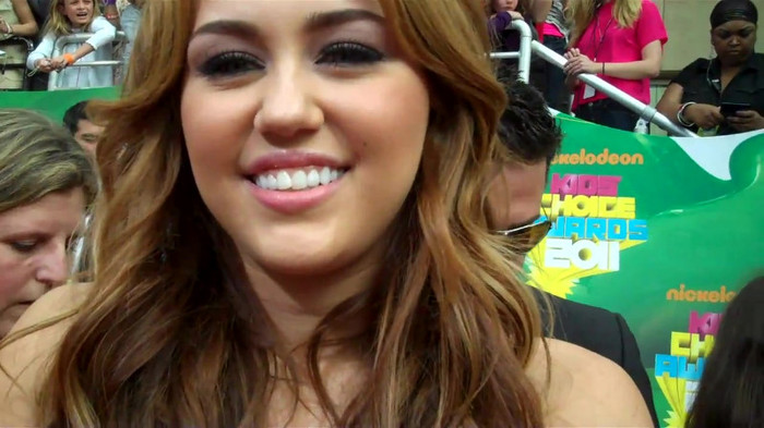 Miley Cyrus at the 2011 Kids\' Choice Awards 008