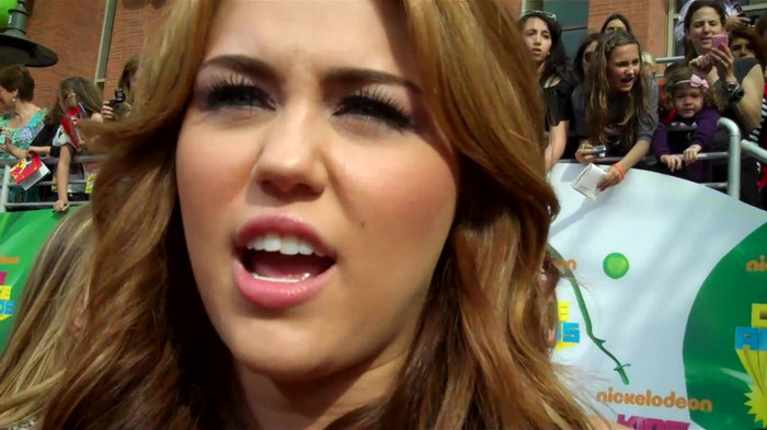 Miley Cyrus at the 2011 Kids\' Choice Awards 216