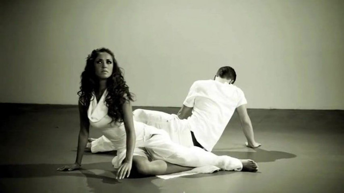 Anahi___Quiero_(_Official_Music_Video_)_103