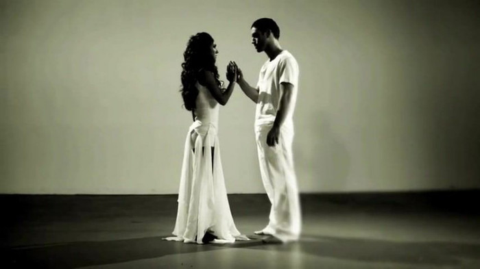 Anahi___Quiero_(_Official_Music_Video_)_265