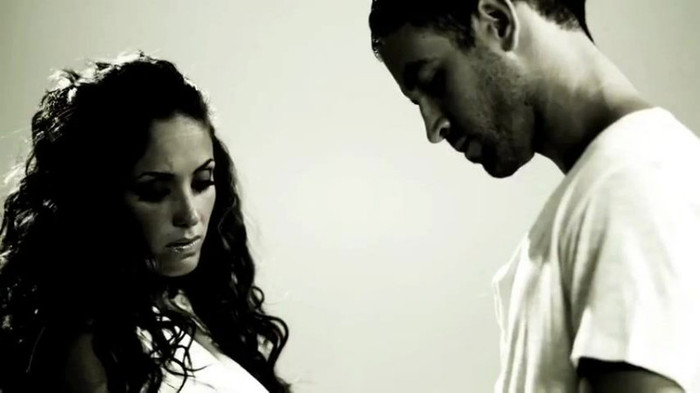 Anahi___Quiero_(_Official_Music_Video_)_284