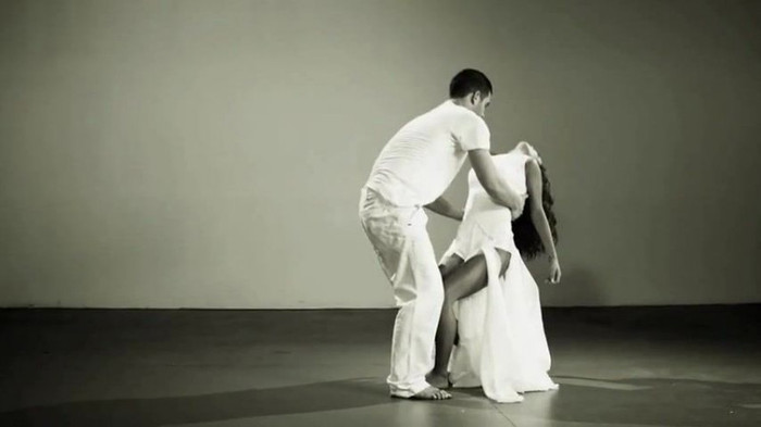 Anahi___Quiero_(_Official_Music_Video_)_590