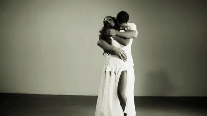 Anahi___Quiero_(_Official_Music_Video_)_612 - Quiero