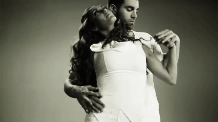 Anahi___Quiero_(_Official_Music_Video_)_623 - Quiero