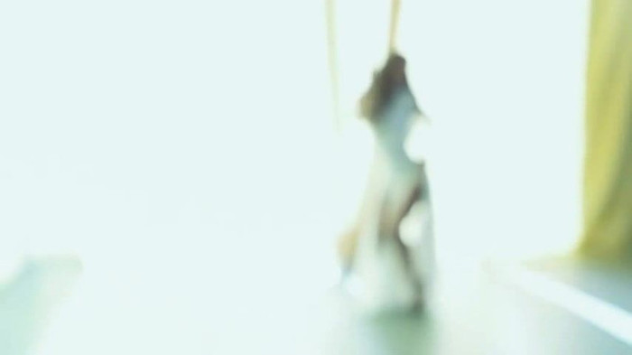 Anahi___Quiero_(_Official_Music_Video_)_657
