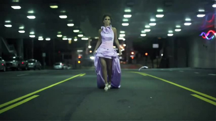 Anahi___Quiero_(_Official_Music_Video_)_666