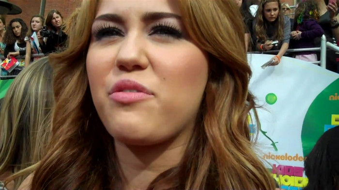 Miley Cyrus at the 2011 Kids\' Choice Awards 294