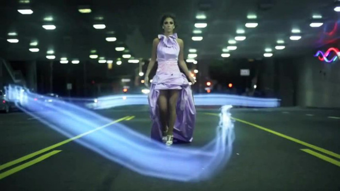 Anahi___Quiero_(_Official_Music_Video_)_672