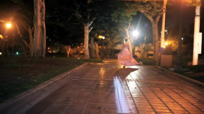 Anahi___Quiero_(_Official_Music_Video_)_721