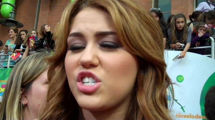 Miley Cyrus at the 2011 Kids\' Choice Awards 371