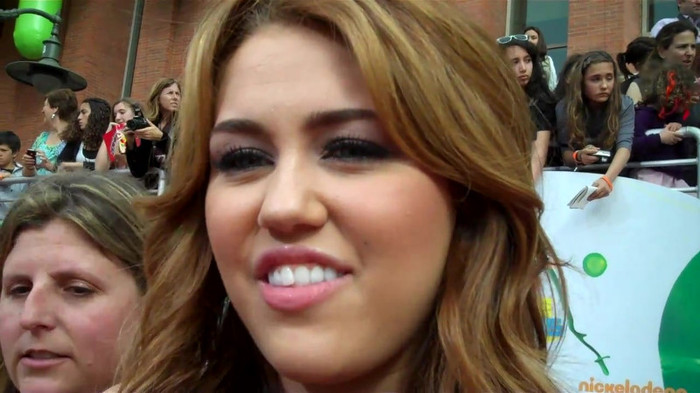 Miley Cyrus at the 2011 Kids\' Choice Awards 384