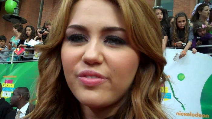 Miley Cyrus at the 2011 Kids\' Choice Awards 416