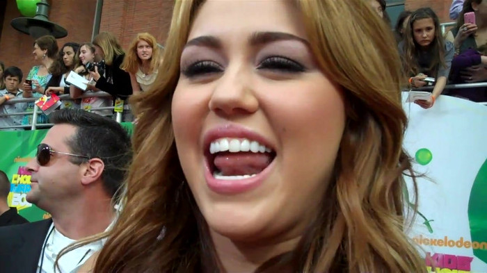 Miley Cyrus at the 2011 Kids\' Choice Awards 441