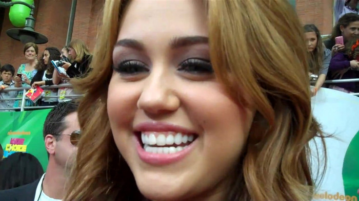 Miley Cyrus at the 2011 Kids\' Choice Awards 469