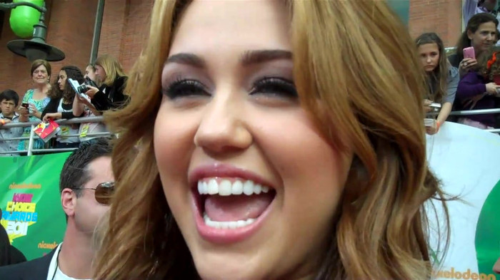 Miley Cyrus at the 2011 Kids\' Choice Awards 470