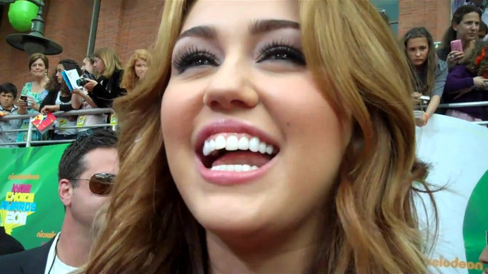 Miley Cyrus at the 2011 Kids\' Choice Awards 471