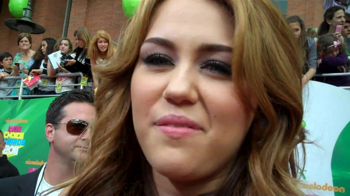 Miley Cyrus at the 2011 Kids\' Choice Awards 523