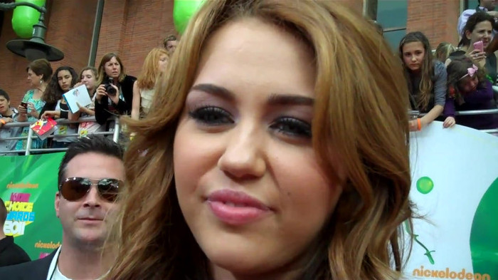Miley Cyrus at the 2011 Kids\' Choice Awards 543