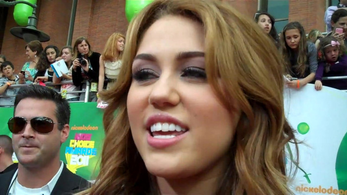 Miley Cyrus at the 2011 Kids\' Choice Awards 546