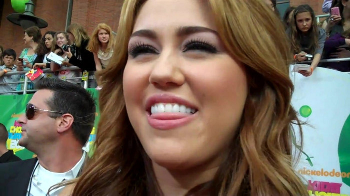 Miley Cyrus at the 2011 Kids\' Choice Awards 440