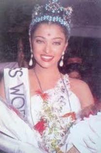 aish2 - Aishwarya Rai_Miss India