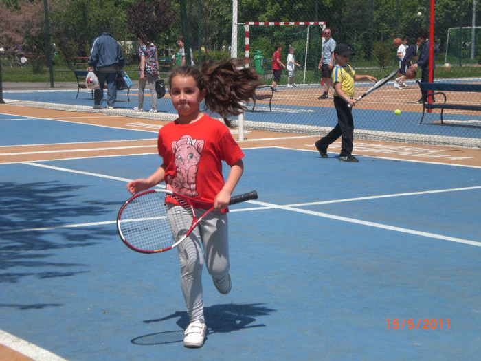 CIMG1545; in parc, la tenis
