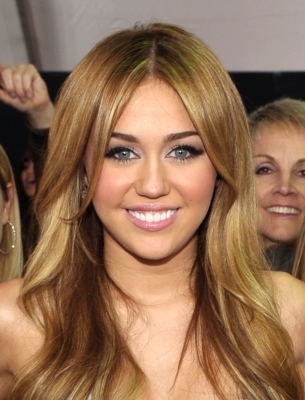 normal_018 - American Music Awards 2010 Arrivals