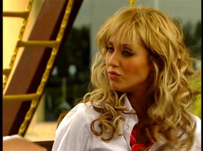 35 - 0 Mia Colucci