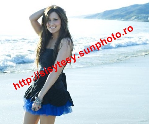 cats - Ashley Tisdale poze personale