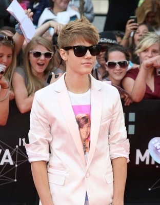  - 2011 22nd Annual MuchMusic Video Awards - Arrivals June 19th
