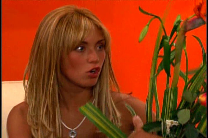 PDVD_1262 - 0 Mia Colucci 2