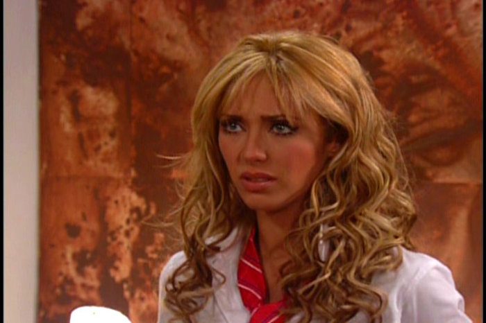 PDVD_1506 - Mia Colucci 05