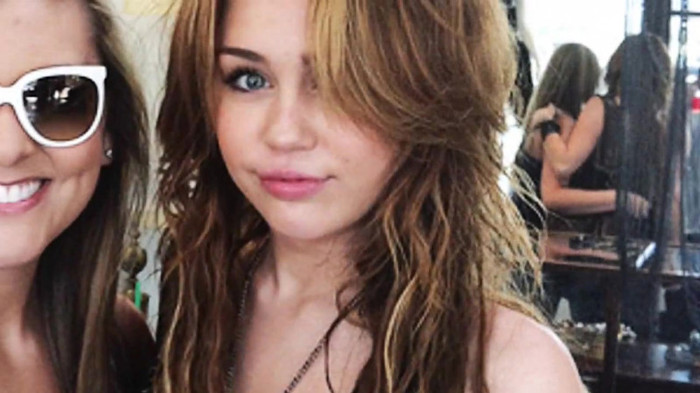 Its really hard sometimes (180) - Miley - Its really hard sometimes - Captures 1