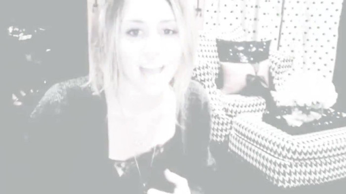 Its really hard sometimes (214) - Miley - Its really hard sometimes - Captures 1