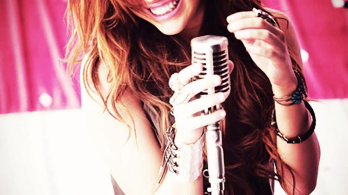 Its really hard sometimes (273) - Miley - Its really hard sometimes - Captures 1