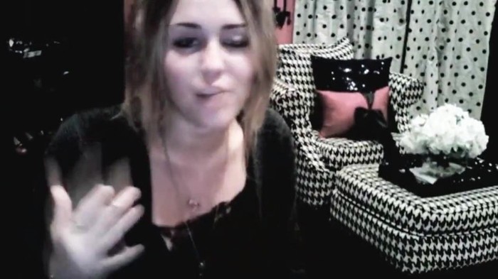 Its really hard sometimes (330) - Miley - Its really hard sometimes - Captures 1